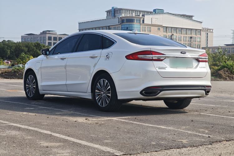Used Ford Mondeo New Energy 2018 2.0 PHEV Smart-Controlled Fashion Edition China VI Standard Exterior 3