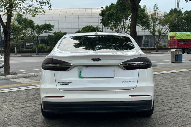 Used Ford Mondeo New Energy 2018 2.0 PHEV Smart-Controlled Fashion Edition China VI Standard Exterior 5