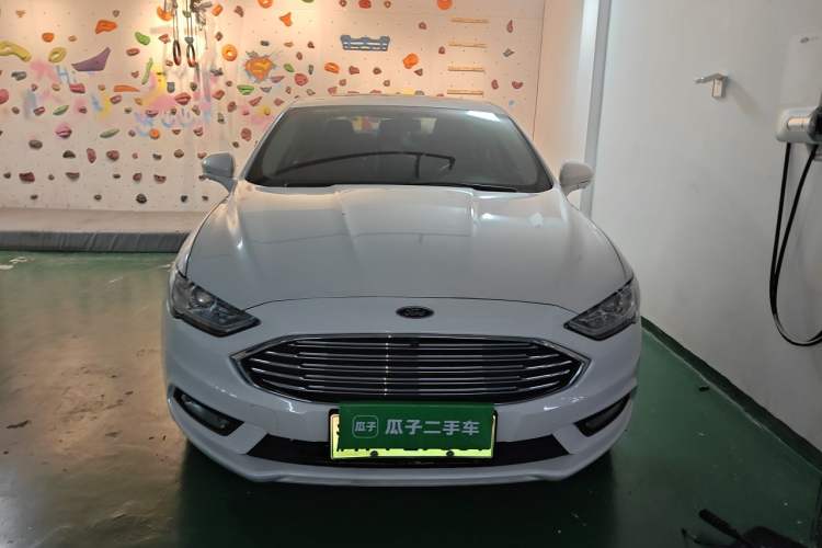 Used Ford Mondeo New Energy 2018 2.0 PHEV ZhiShang Trim Front