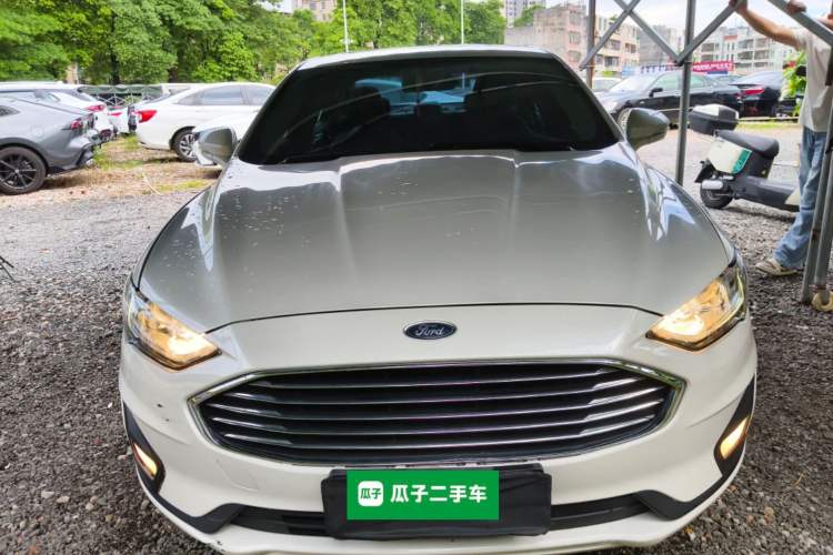 Used Ford Mondeo New Energy 2018 2.0 PHEV Smart-Controlled Fashion Edition China VI Standard Front