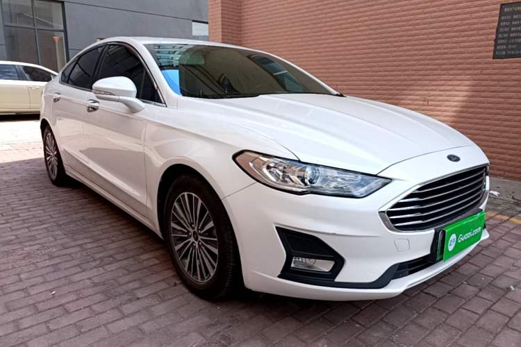 Used Ford Mondeo New Energy 2018 2.0 PHEV Smart-Controlled Fashion Edition China VI Standard Front Right 45 Deg