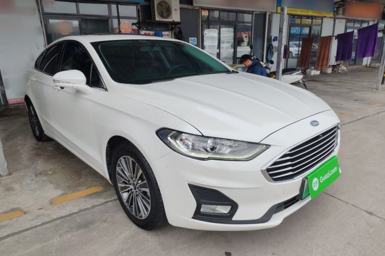 Used Ford Mondeo New Energy 2018 2.0 PHEV Smart-Controlled Fashion Edition China VI Standard Front Right 45 Deg