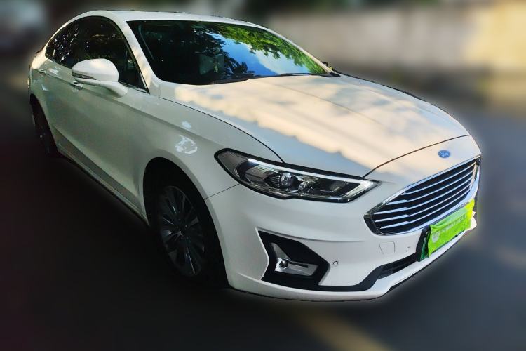 Used Ford Mondeo New Energy 2018 2.0 PHEV Smart-Control Luxury Version China V Standard Front Right 45 Deg