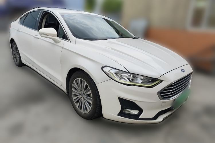 Used Ford Mondeo New Energy 2018 2.0 PHEV Smart-Controlled Fashion Edition China VI Standard Front Right 45 Deg