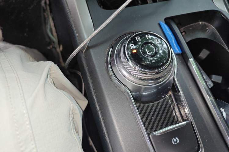 Used Ford Mondeo New Energy 2018 2.0 PHEV Zhihao Trim Gear Lever