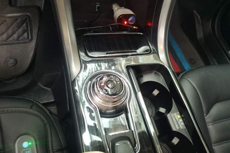 Used Ford Mondeo New Energy 2018 2.0 PHEV Smart-Controlled Fashion Edition China V Standard Gear Lever
