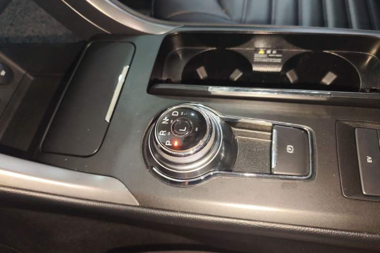 Used Ford Mondeo New Energy 2018 2.0 PHEV Smart-Controlled Fashion Edition China V Standard Gear Lever