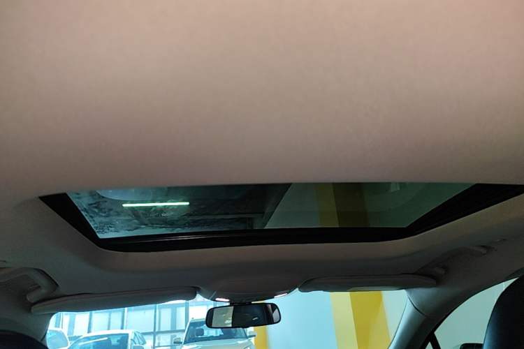Used Ford Mondeo New Energy 2018 2.0 PHEV Smart-Controlled Fashion Edition China VI Standard Headliner