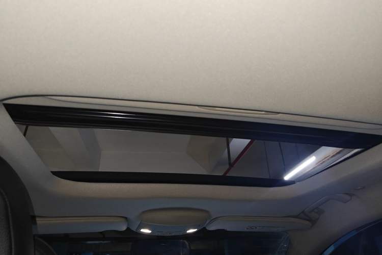 Used Ford Mondeo New Energy 2018 2.0 PHEV Smart-Controlled Fashion Edition China V Standard Headliner