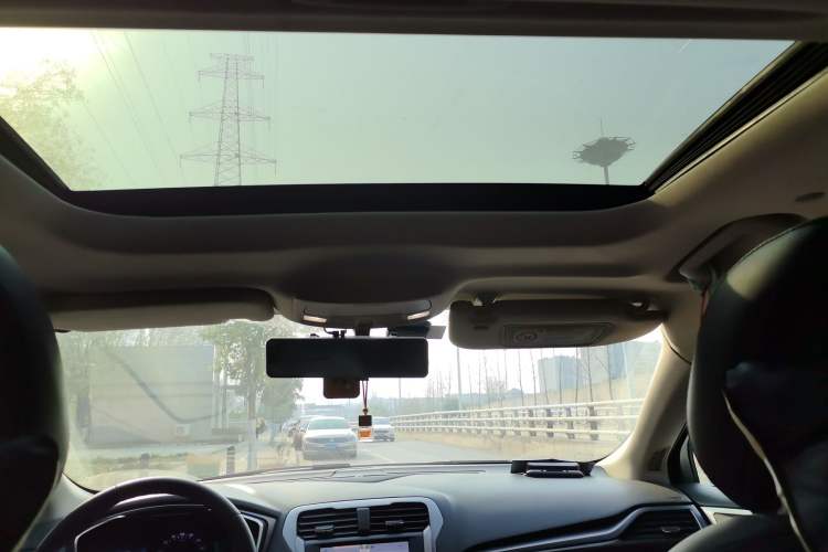 Used Ford Mondeo New Energy 2018 2.0 PHEV Smart-Controlled Fashion Edition China VI Standard Headliner