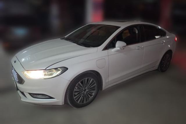 Ford Mondeo New Energy 2018 2.0 PHEV ZhiShang Trim usado