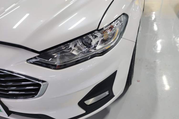 Used Ford Mondeo New Energy 2018 2.0 PHEV Smart-Controlled Fashion Edition China VI Standard Left Front Headlight