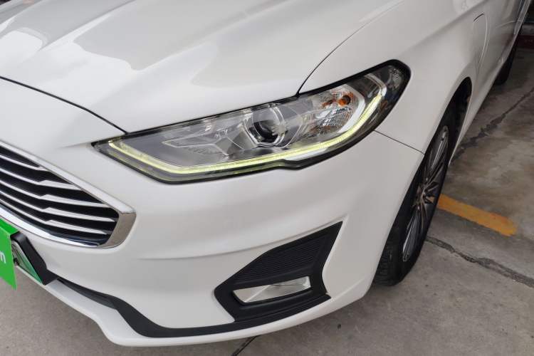 Used Ford Mondeo New Energy 2018 2.0 PHEV Smart-Controlled Fashion Edition China VI Standard Left Front Headlight