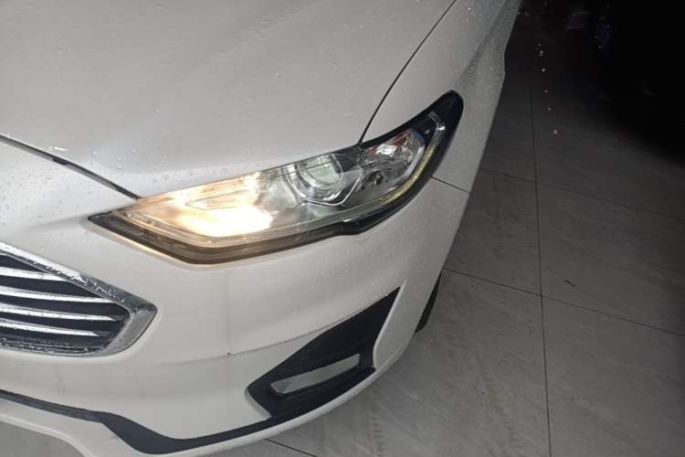 Used Ford Mondeo New Energy 2018 2.0 PHEV Smart-Controlled Fashion Edition China V Standard Left Front Headlight