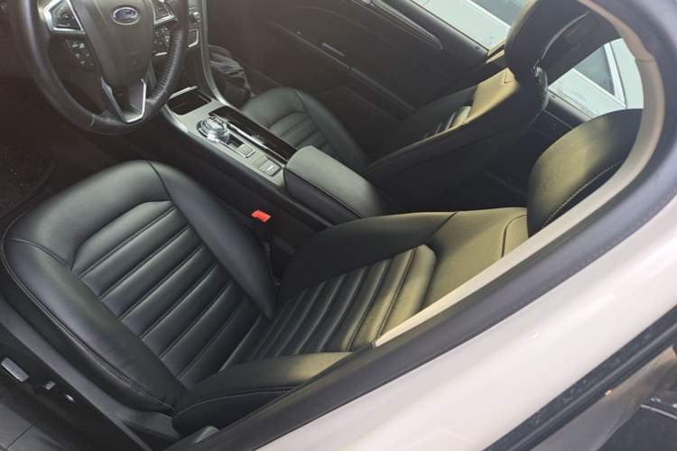 Used Ford Mondeo New Energy 2018 2.0 PHEV Smart-Controlled Fashion Edition China VI Standard Left Front Seat