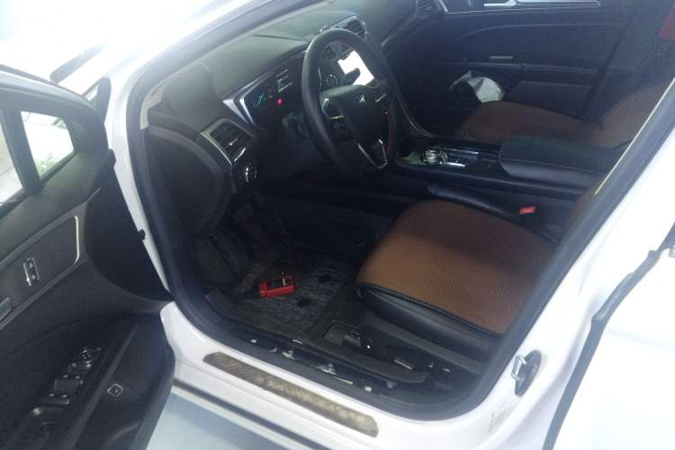 Used Ford Mondeo New Energy 2018 2.0 PHEV Smart-Controlled Fashion Edition China VI Standard Left Front Seat