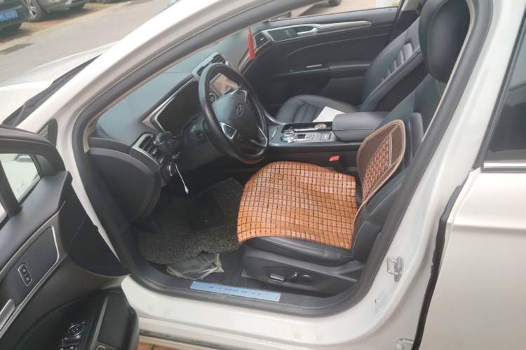 Used Ford Mondeo New Energy 2018 2.0 PHEV Smart-Controlled Fashion Edition China VI Standard Left Front Seat