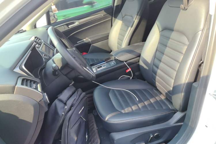Used Ford Mondeo New Energy 2018 2.0 PHEV Smart-Controlled Fashion Edition China VI Standard Left Front Seat