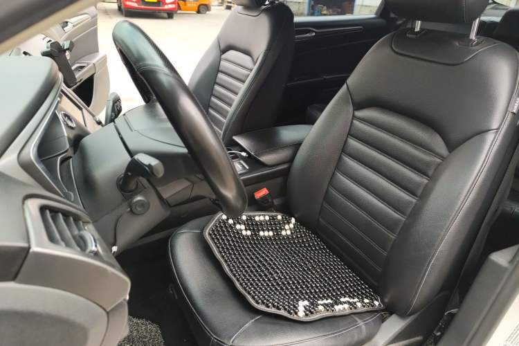 Used Ford Mondeo New Energy 2018 2.0 PHEV Smart-Controlled Fashion Edition China VI Standard Left Front Seat