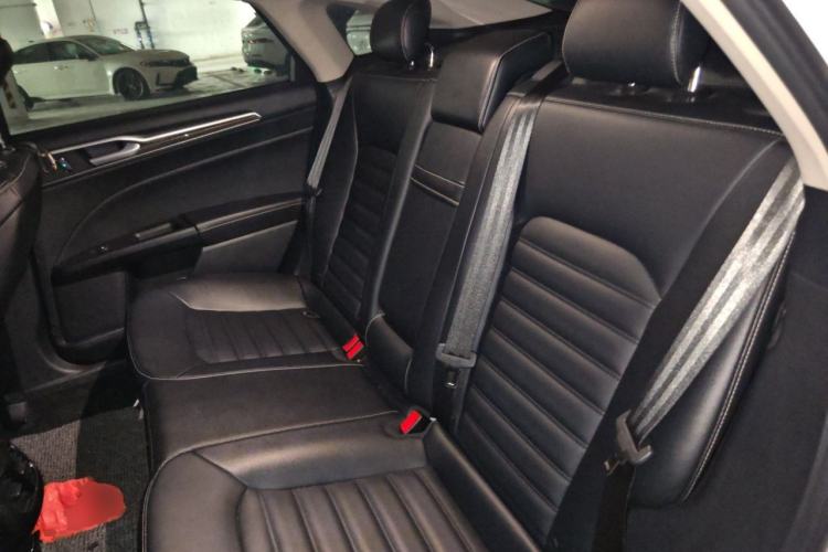 Used Ford Mondeo New Energy 2018 2.0 PHEV ZhiShang Trim Left Rear Seat