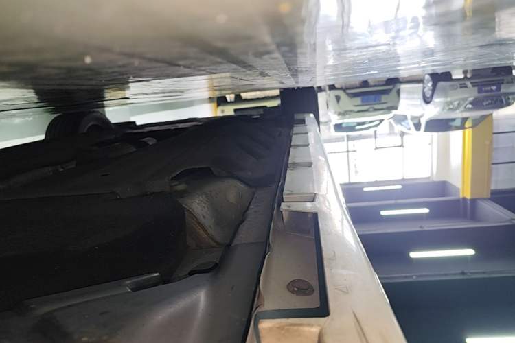 Used Ford Mondeo New Energy 2018 2.0 PHEV Smart-Controlled Fashion Edition China VI Standard Left Side Sill