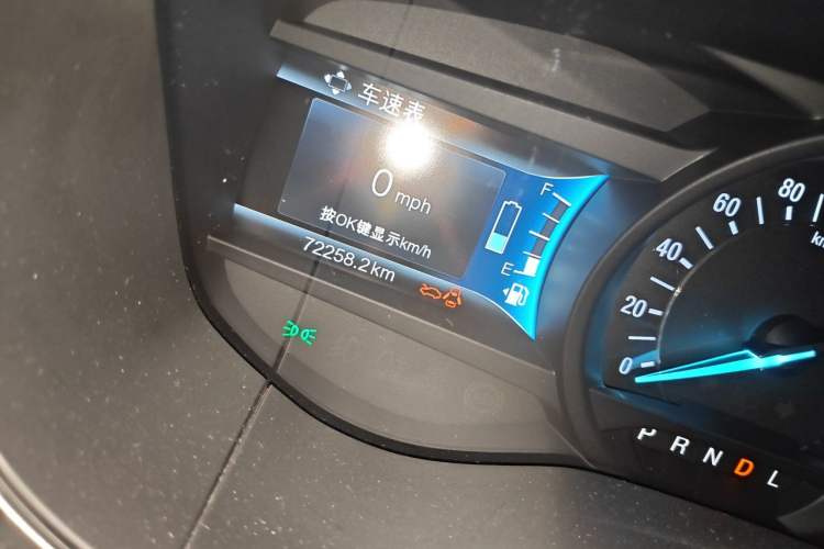 Used Ford Mondeo New Energy 2018 2.0 PHEV ZhiShang Trim Odometer Close Up