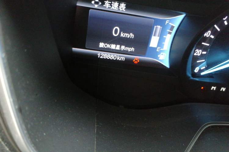 Used Ford Mondeo New Energy 2018 2.0 PHEV Zhihao Trim Odometer Close Up