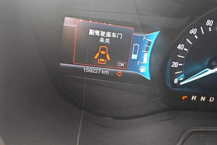 Used Ford Mondeo New Energy 2018 2.0 PHEV Smart-Controlled Fashion Edition China VI Standard Odometer Close Up