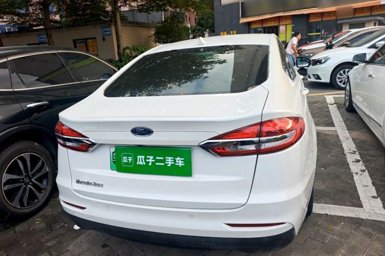 Used Ford Mondeo New Energy 2018 2.0 PHEV Smart-Controlled Fashion Edition China VI Standard Rear