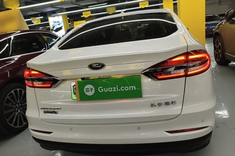Used Ford Mondeo New Energy 2018 2.0 PHEV Smart-Controlled Fashion Edition China VI Standard Rear