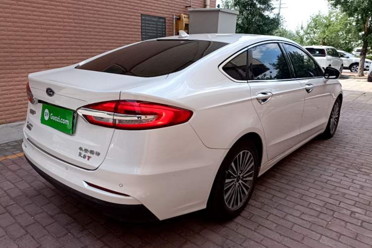 Used Ford Mondeo New Energy 2018 2.0 PHEV Smart-Controlled Fashion Edition China VI Standard Rear Right 45 Deg