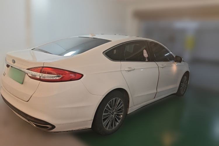 Used Ford Mondeo New Energy 2018 2.0 PHEV ZhiShang Trim Rear Right 45 Deg