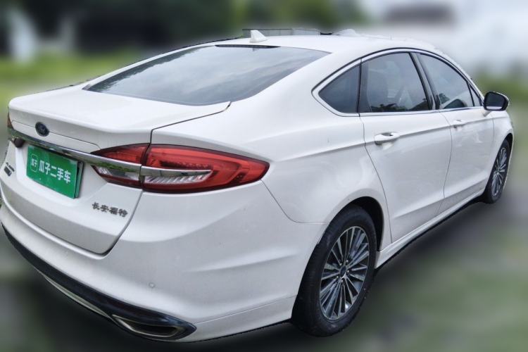 Used Ford Mondeo New Energy 2018 2.0 PHEV ZhiShang Trim Rear Right 45 Deg