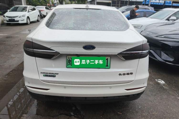 Used Ford Mondeo New Energy 2018 2.0 PHEV Smart-Controlled Fashion Edition China VI Standard Rear