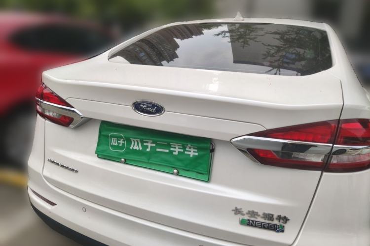 Used Ford Mondeo New Energy 2018 2.0 PHEV Smart-Controlled Fashion Edition China VI Standard Rear