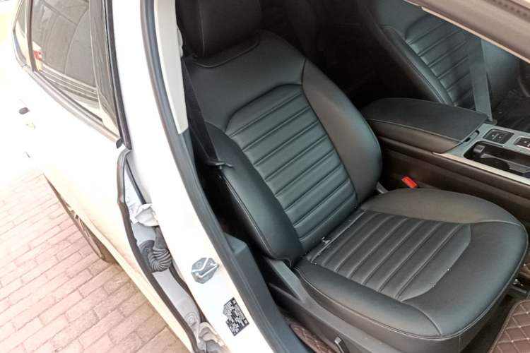 Used Ford Mondeo New Energy 2018 2.0 PHEV Smart-Controlled Fashion Edition China VI Standard Right Front Seat