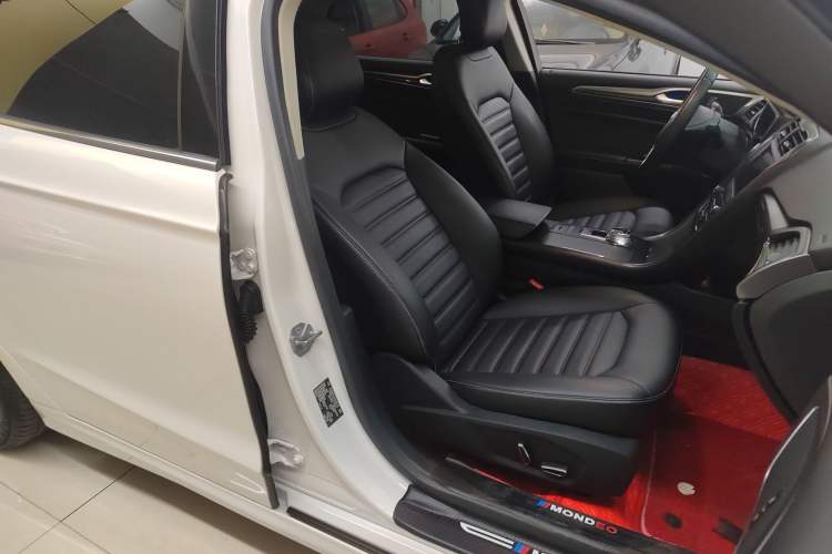 Used Ford Mondeo New Energy 2018 2.0 PHEV Smart-Controlled Fashion Edition China VI Standard Right Front Seat