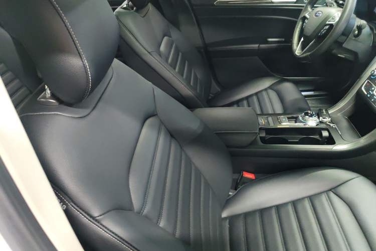 Used Ford Mondeo New Energy 2018 2.0 PHEV Smart-Controlled Fashion Edition China VI Standard Right Front Seat