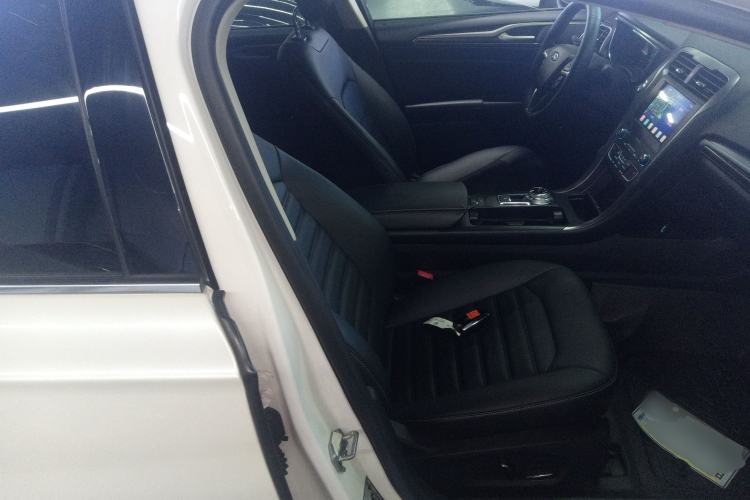 Used Ford Mondeo New Energy 2018 2.0 PHEV Smart-Controlled Fashion Edition China VI Standard Right Front Seat