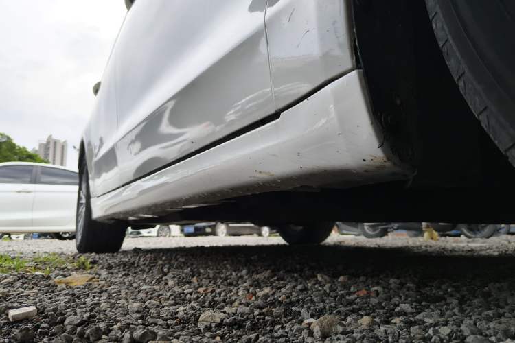 Used Ford Mondeo New Energy 2018 2.0 PHEV Smart-Controlled Fashion Edition China VI Standard Right Side Sill
