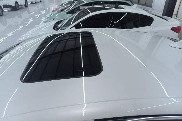 Used Ford Mondeo New Energy 2018 2.0 PHEV Smart-Controlled Fashion Edition China VI Standard Roof