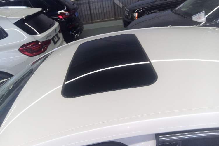 Used Ford Mondeo New Energy 2018 2.0 PHEV Smart-Controlled Fashion Edition China VI Standard Roof