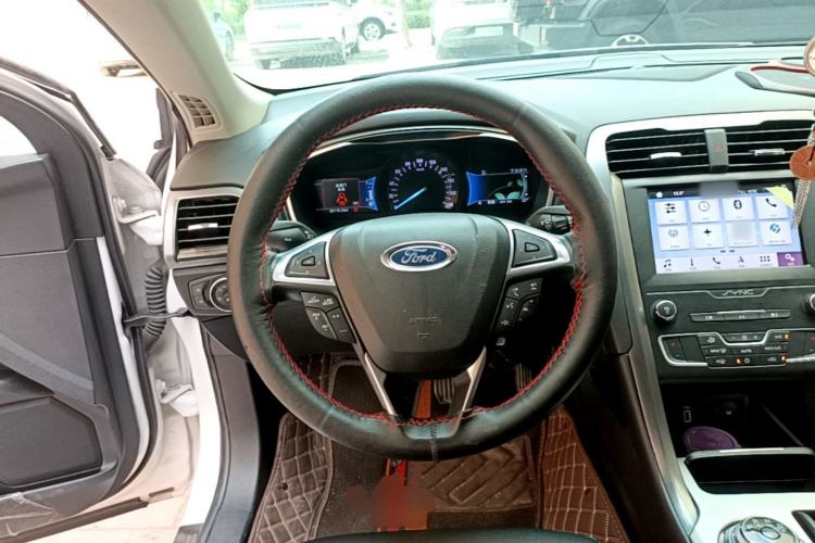 Used Ford Mondeo New Energy 2018 2.0 PHEV Smart-Controlled Fashion Edition China VI Standard Steering Wheel