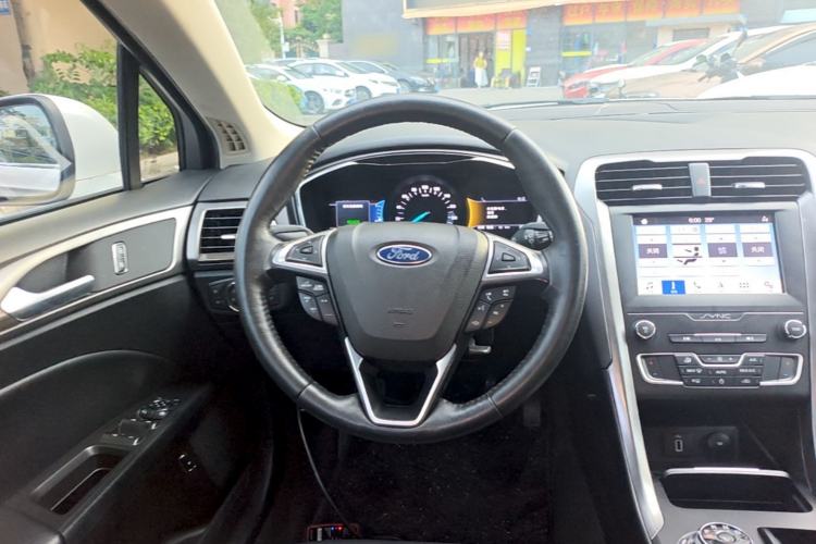 Used Ford Mondeo New Energy 2018 2.0 PHEV Smart-Controlled Fashion Edition China VI Standard Steering Wheel