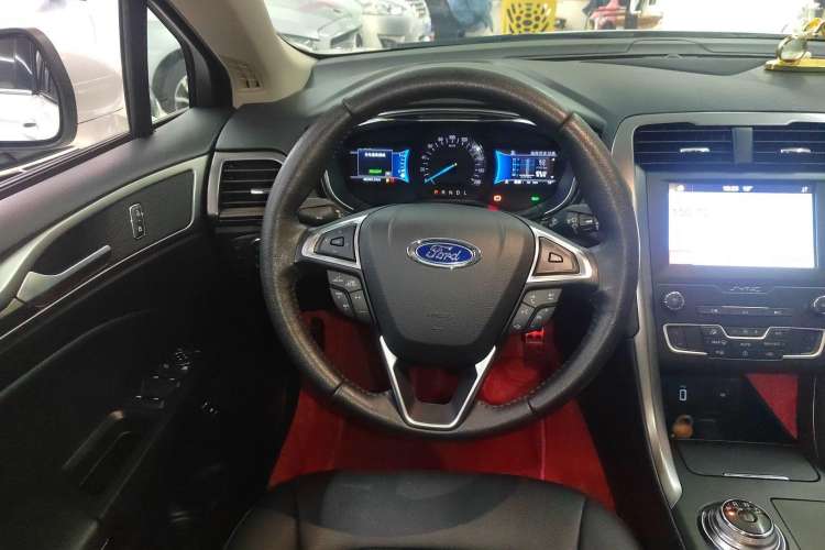 Used Ford Mondeo New Energy 2018 2.0 PHEV Smart-Controlled Fashion Edition China VI Standard Steering Wheel