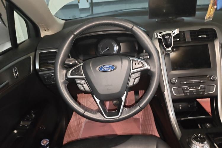 Used Ford Mondeo New Energy 2018 2.0 PHEV ZhiShang Trim Steering Wheel