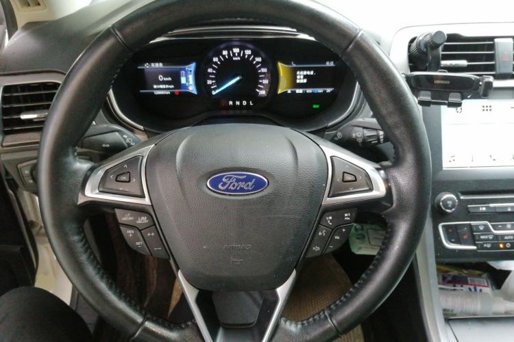 Used Ford Mondeo New Energy 2018 2.0 PHEV Zhihao Trim Steering Wheel
