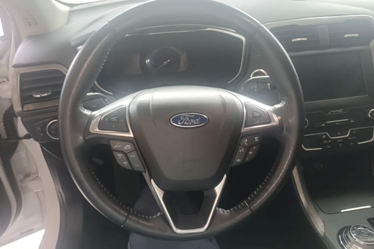 Used Ford Mondeo New Energy 2018 2.0 PHEV Smart-Controlled Fashion Edition China V Standard Steering Wheel