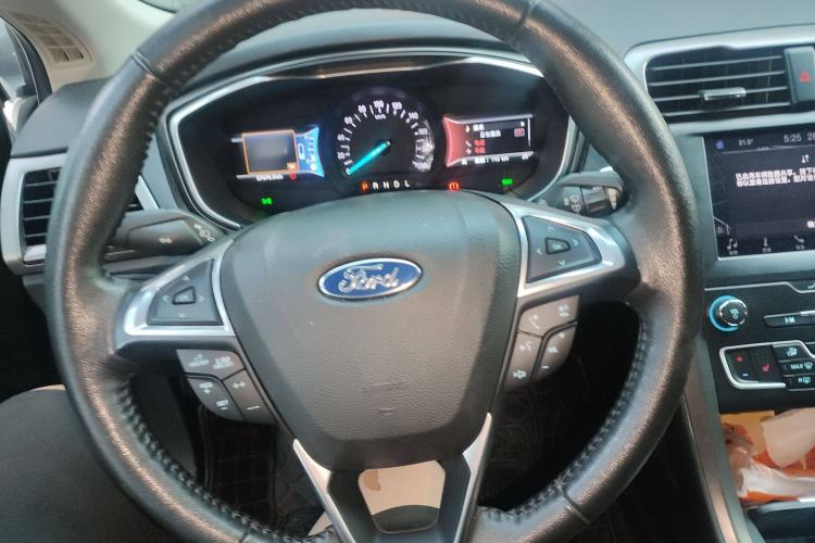 Used Ford Mondeo New Energy 2018 2.0 PHEV Smart-Control Luxury Version China VI Standard Steering Wheel