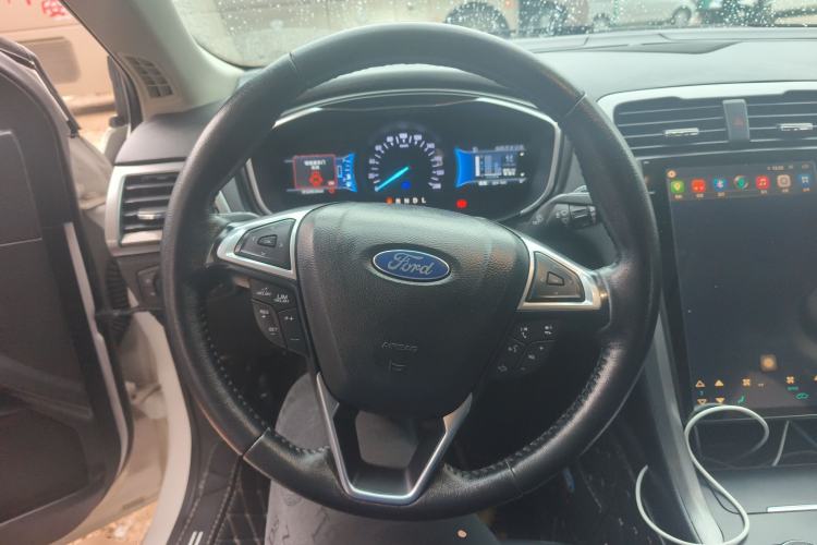 Used Ford Mondeo New Energy 2018 2.0 PHEV Smart-Controlled Fashion Edition China VI Standard Steering Wheel